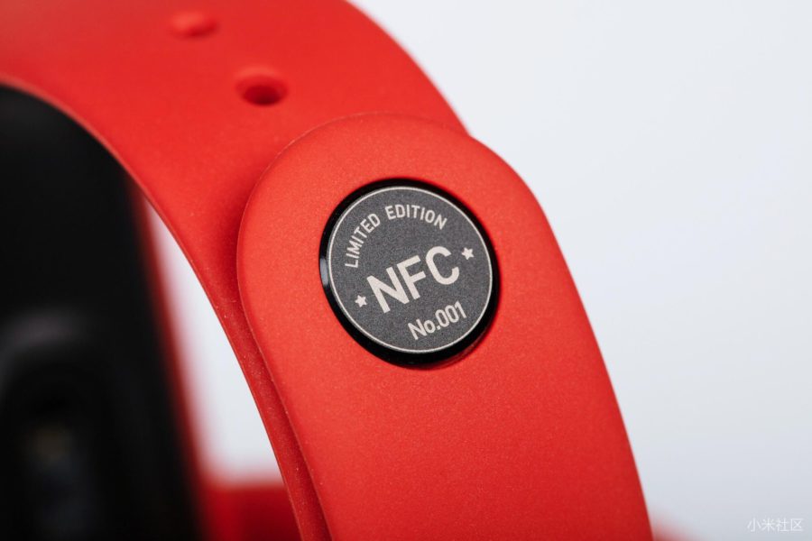 nfc браслет возможности